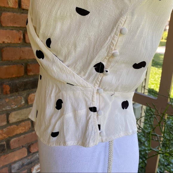 ASTR the Label Mia Top Cream Black Dot - Picture 9 of 11